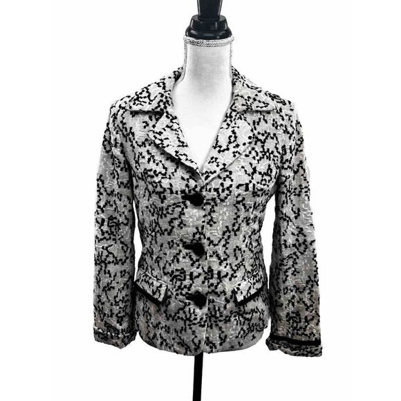 Chico's Linen Embroidered Ivory Black White Bead Buttons Blazer Sz 0-= 3/4 - Picture 1 of 11